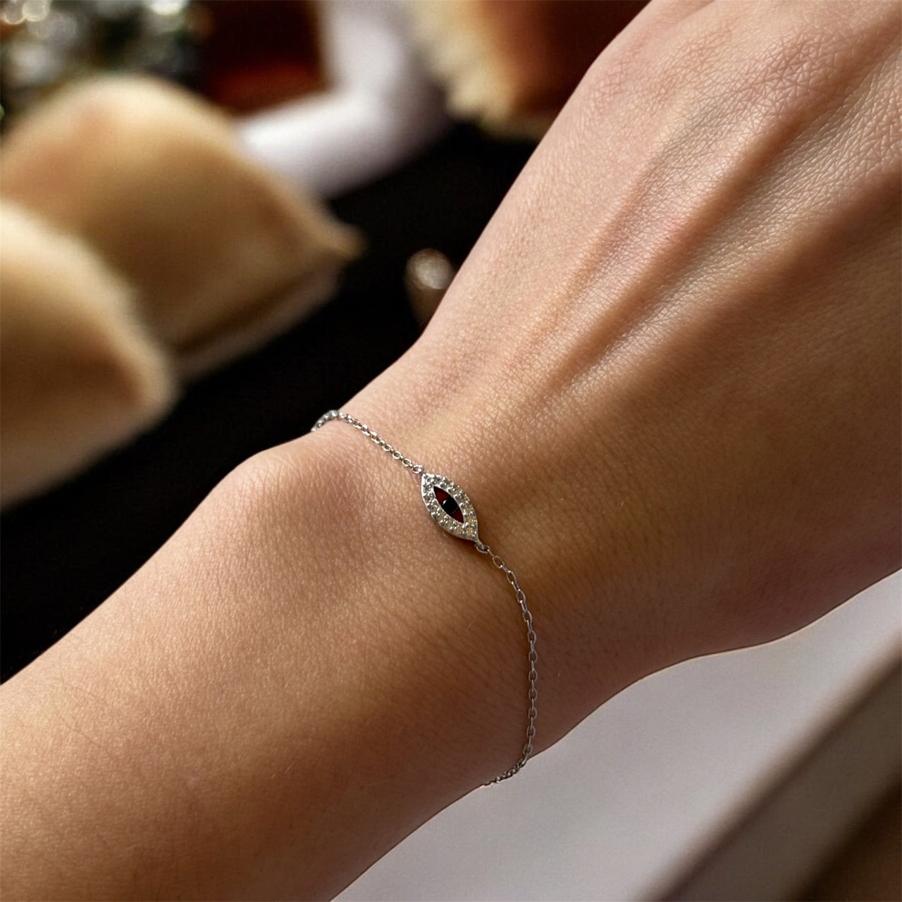 Браслет срібний Око Фатіми, оберіг на захист з синім оком, срібло 925 проби, довжина 16+2 см, фото 1