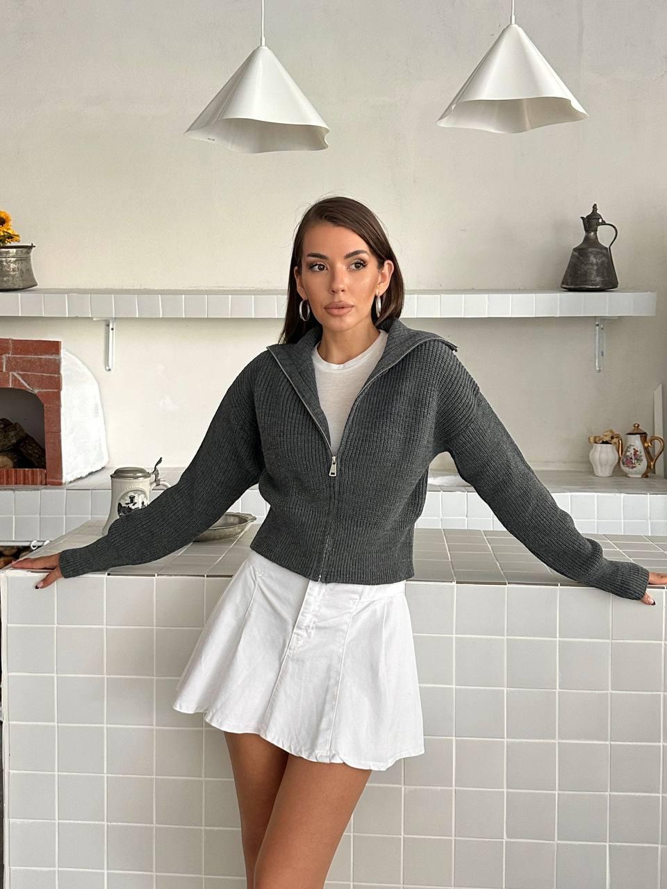 Светр жіночий зі змійкою Туреччина Модель: 1466-133 Колір: молочний, графіт, чорний, сірий, фото 1