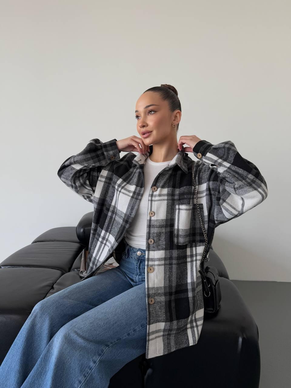 Сорочка жіноча в клітинку з кашеміру Модель: 1466-047 Колір: синій, коричневий, фото 1