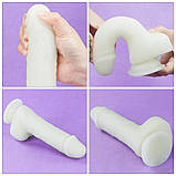 Фалоімітатор з мошонкою, що світиться в темряві Lumino Play Silicone Dildo 7.5'' – сяйво насолоди у темряві 💙, фото 6
