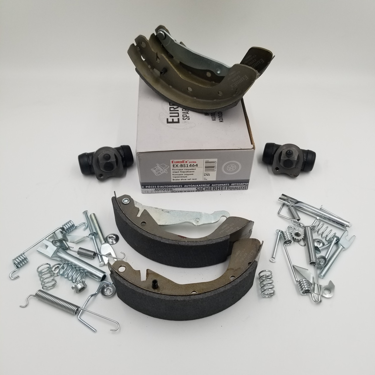 Колодки задні Ланос у складі (колодки, ремкомплекти та циліндри) виробник Угорщина