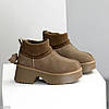 Модні замшеві уггі з манжетом на товстій підошві колір Мокко, фото 5