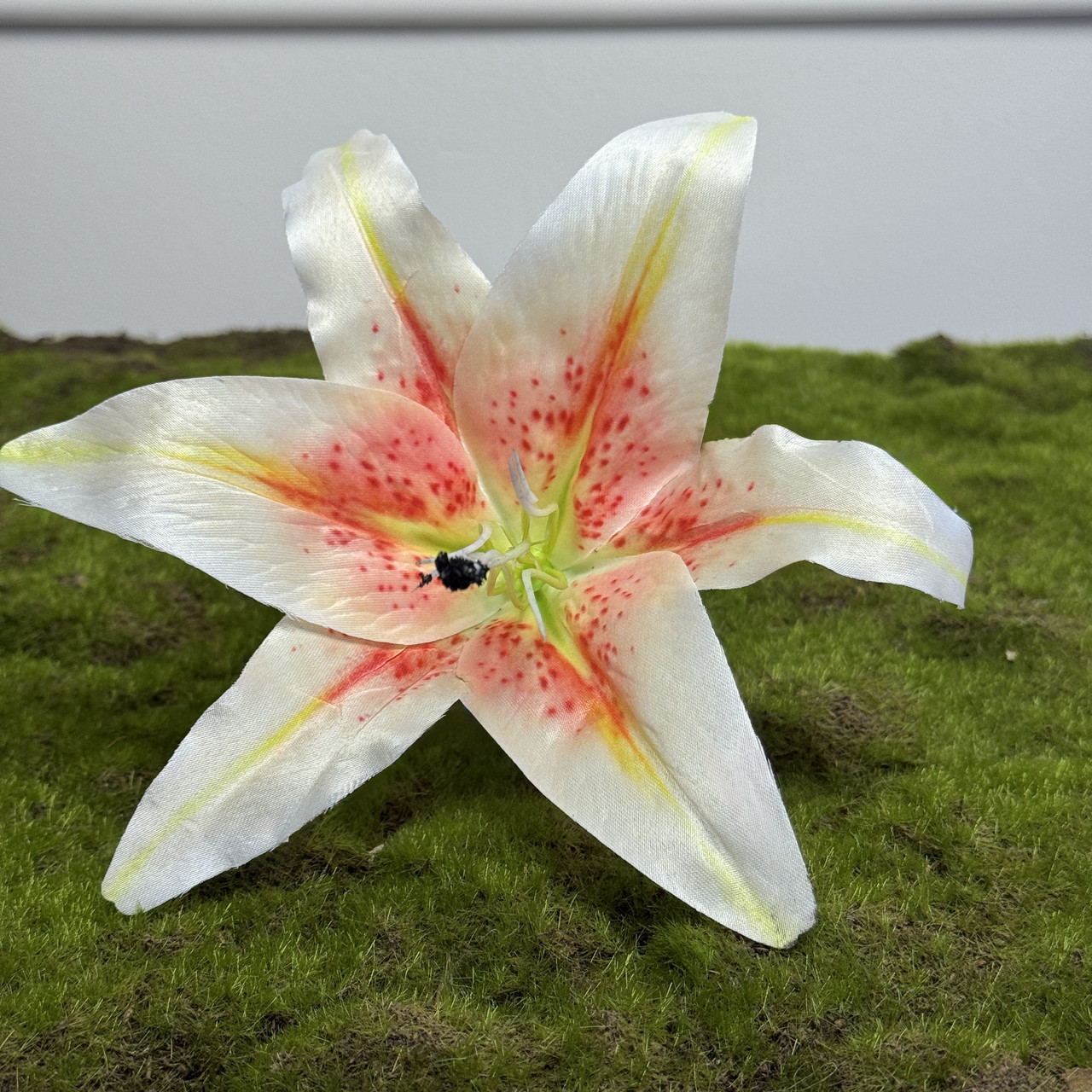 Лілія штучна персикова 3D | Д- 22 см | 24 шт. у пакованні, фото 1