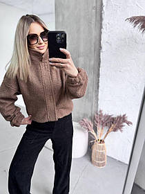 Стильний теплий жіночій бомбер