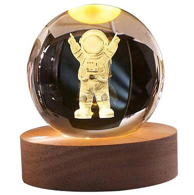 Декоративний 3D нічник кришталева куля Crystal Ball Астронавт 6+2 см