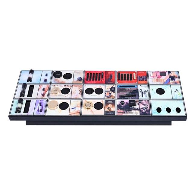 Торгова стійка для косметики зі з'ємними баркетами 1420х442х404 мм