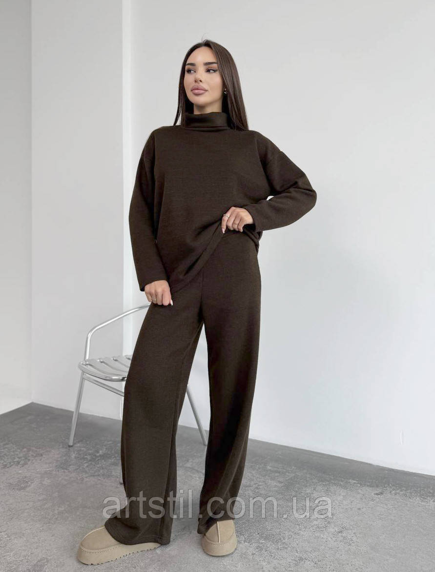 Ангоровий теплий жіночий костюм вільного крою, темно-коричневий ангоровий жіночий костюм, фото 1