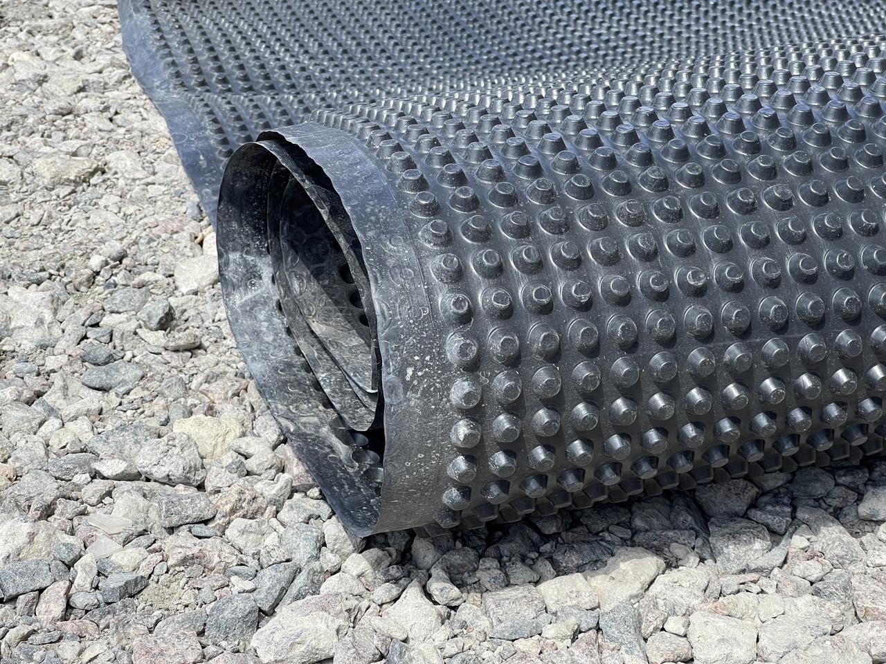 Шиповидна геомембрана дренажна для гідроізоляції 600 гр/м2 (0,6), рулон 40 м2, фото 1