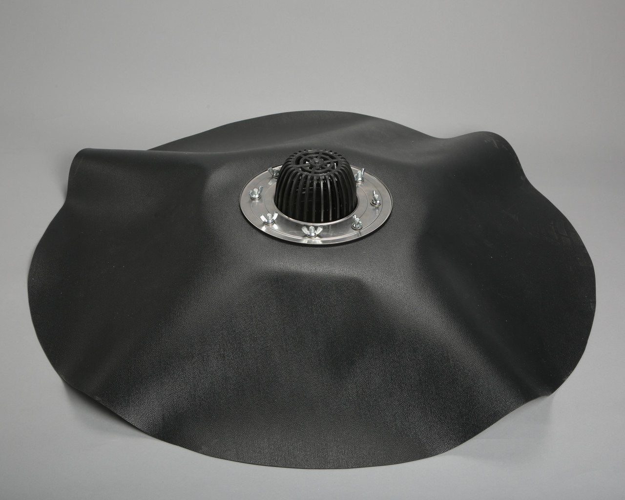 Покрівельна воронка DN110, Н100мм з листоуловлювачем, з притискним фланцем з нерж.сталі, з бітумним фартухом, фото 1