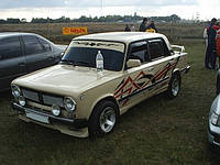 Пороги з ABS пластику рівні Ваз Lada 2104 Накладки на пороги під фарбування Жируті Четверка