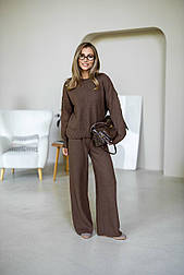 Жіночий в’язаний костюм oversize з вовни светр та штани — стильна новинка сезону Осінь/Зима 2025