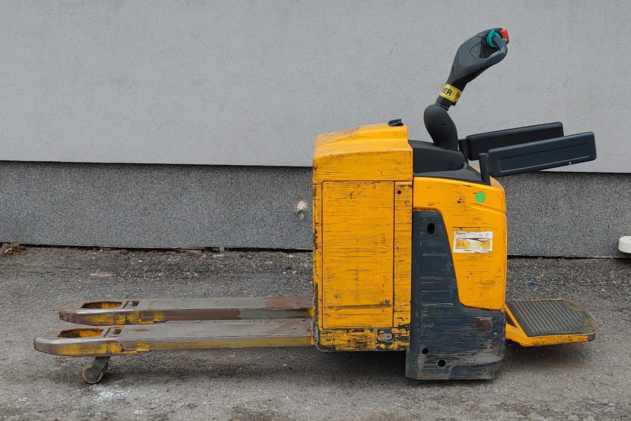 Електричний візок Jungheinrich ERE120, фото 1