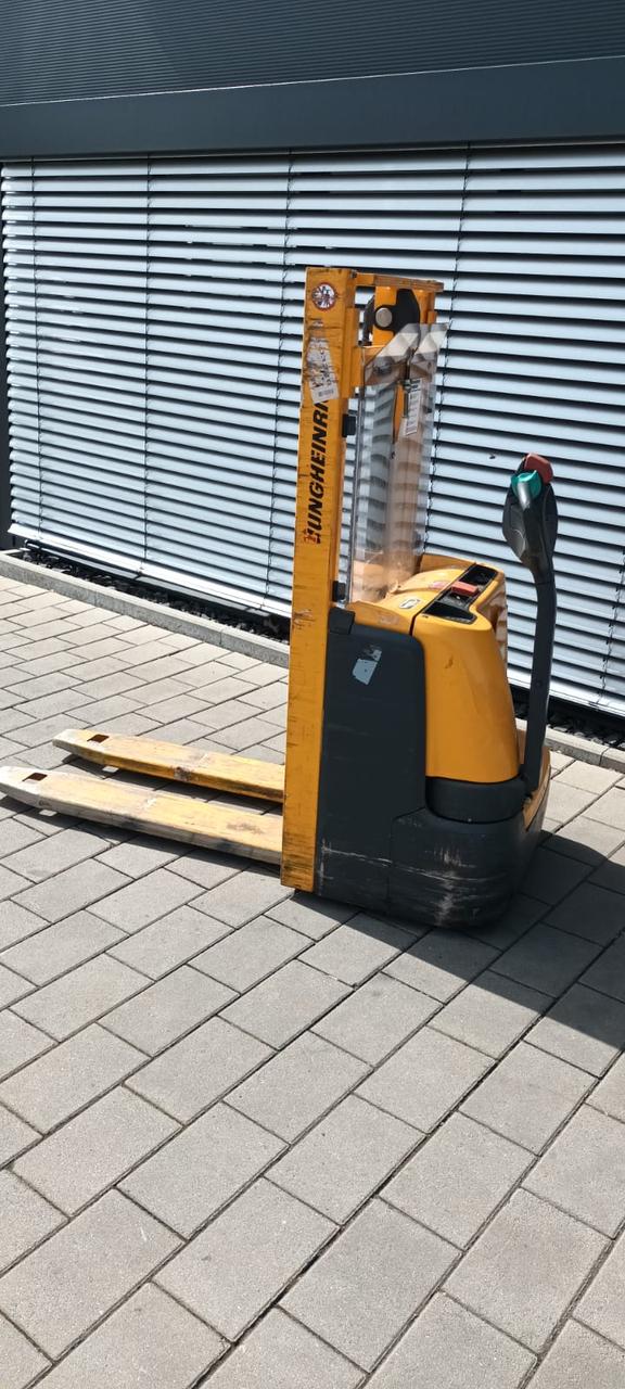 Штабелер електричний Jungheinrich EJC110, фото 1