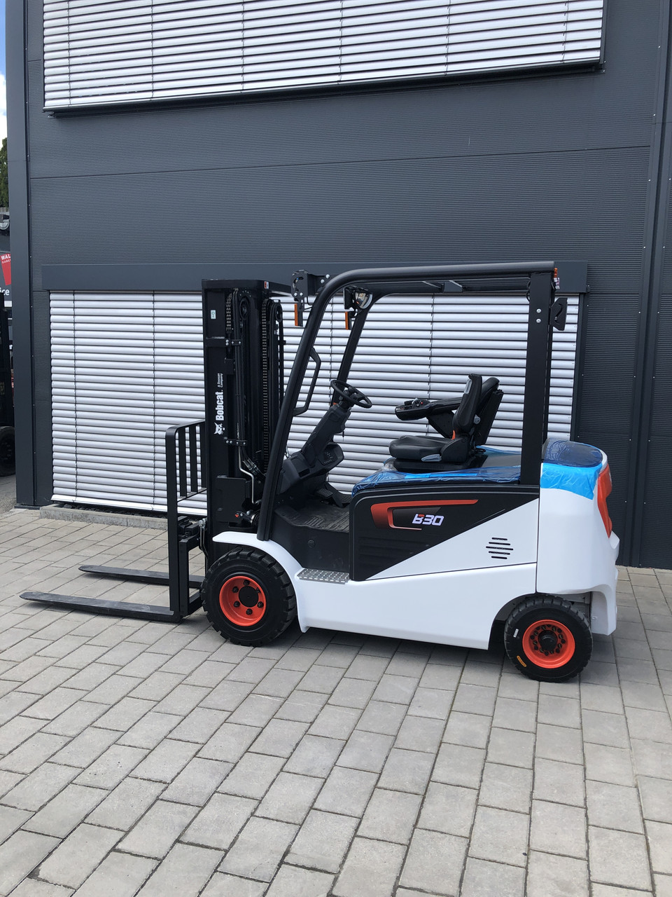 Електричний вилковий навантажувач Bobcat B30 NS Neugerät Garantie, фото 1