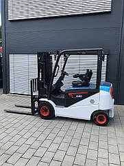 Електричний вилковий навантажувач Bobcat B30 NS Neugerät Garantie