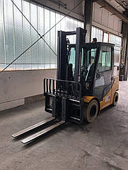 Газовий вилковий навантажувач Jungheinrich TFG 435s