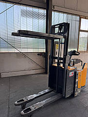 Штабелер електричний Jungheinrich ERD 220