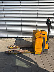 Електричний візок Jungheinrich EJE 220