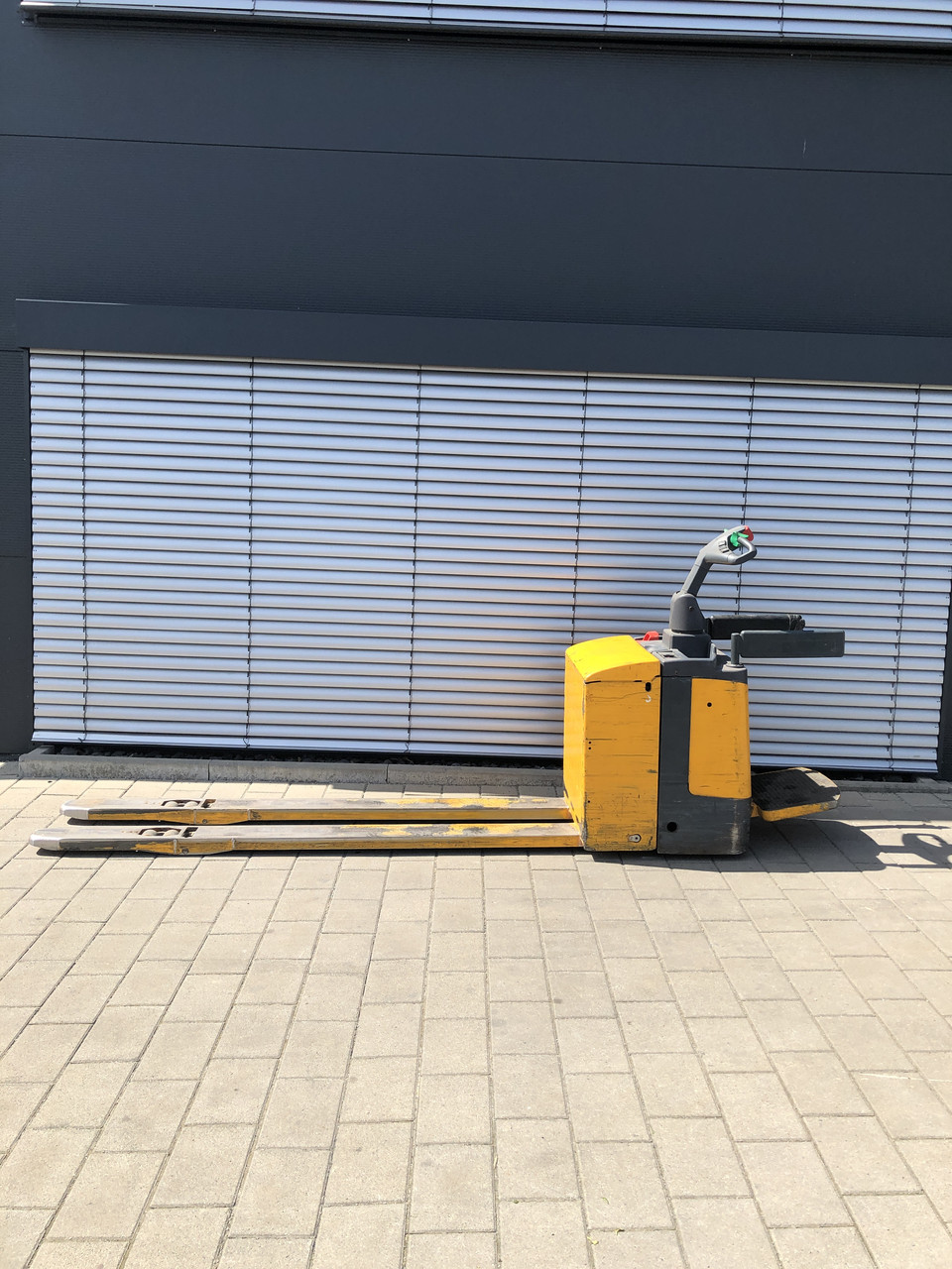 Електричний візок Jungheinrich ERE120 | 2400mm, фото 1