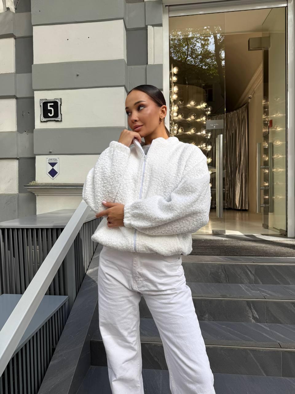 Куртка-бомбер жіноча з букле Модель: 842-096 Колір: чорний, молоко, графіт, шоколад, фото 1