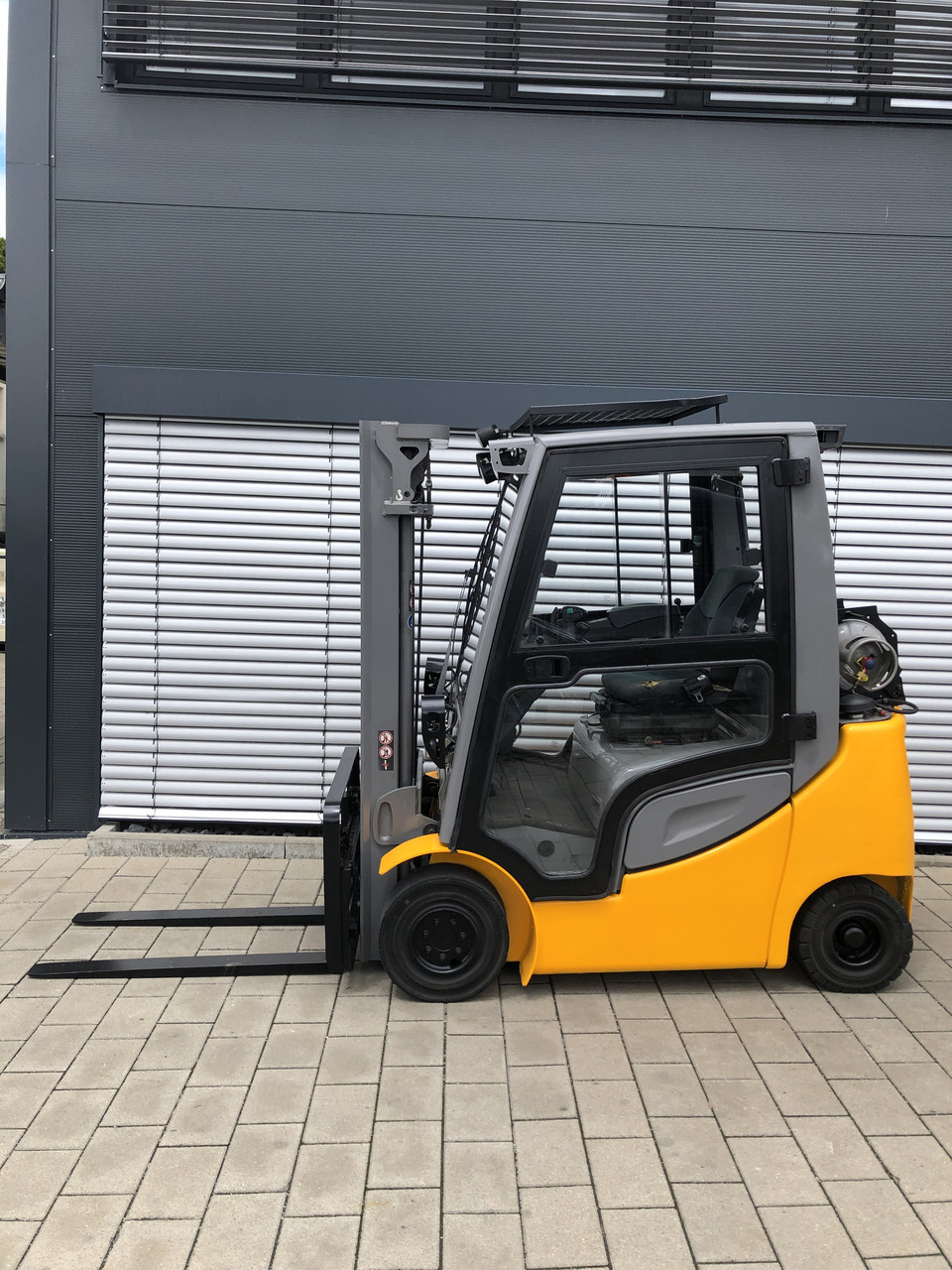 Газовий вилковий навантажувач Jungheinrich TFG 316s, фото 1