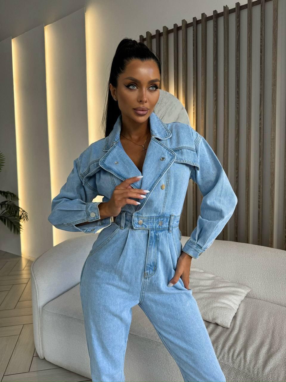 Комбінезон жіночий з джинсу Модель: 842-052 Колір: синій, молоко, фото 1