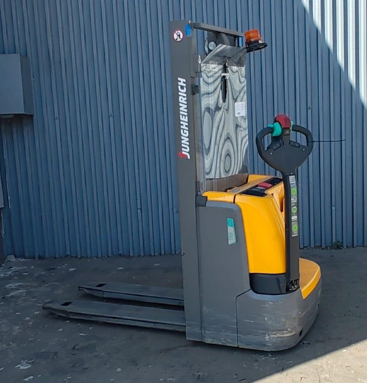 Штабелер електричний Jungheinrich EJC 110 Li-ion 2.7m/ 2019y/ 3150mh, фото 1