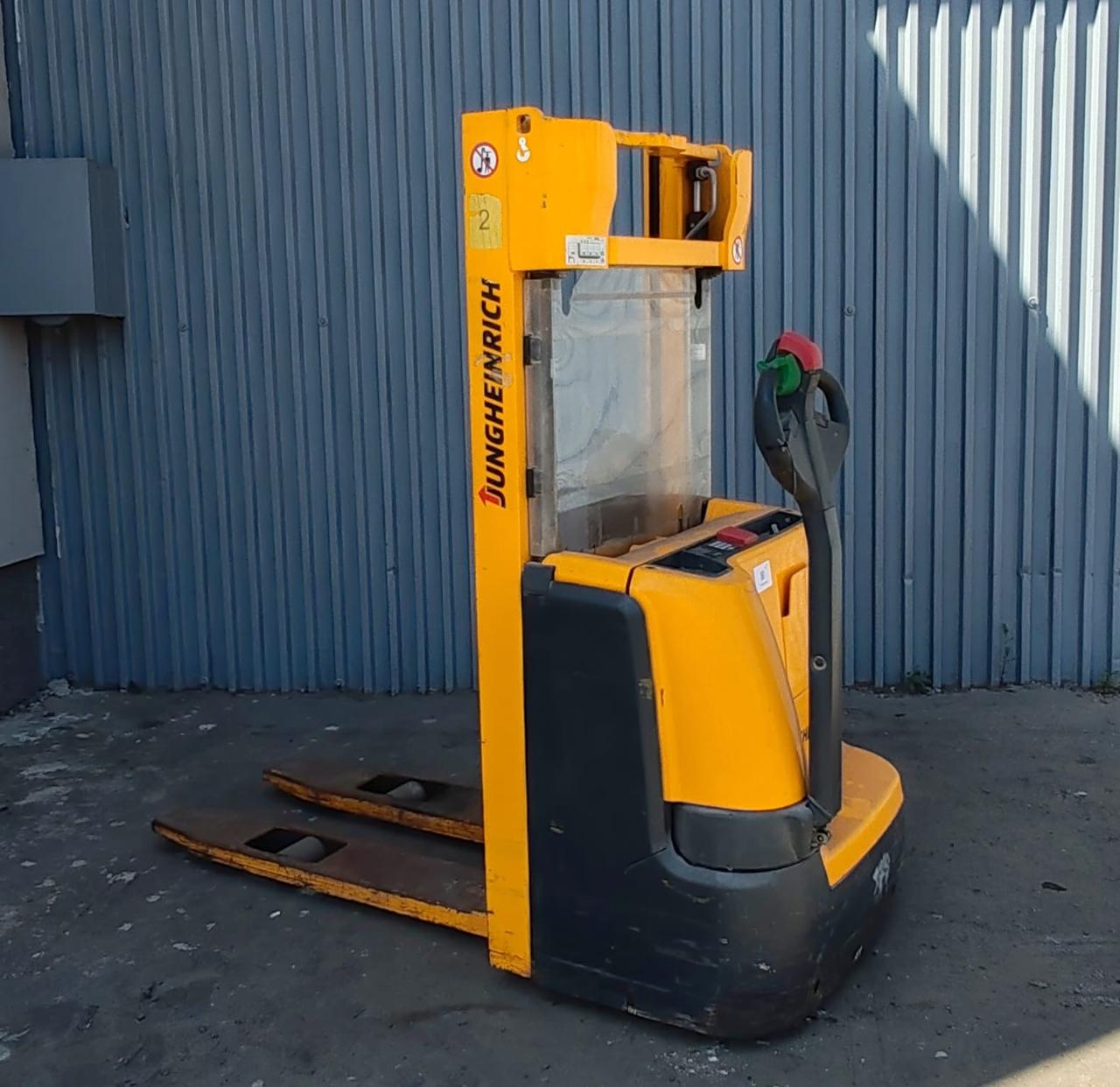 Штабелер електричний Jungheinrich EJC 112 2.5m/ free lift/ 3523mh/ 2015y, фото 1