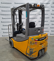 Електричний вилковий навантажувач Jungheinrich EFG 220