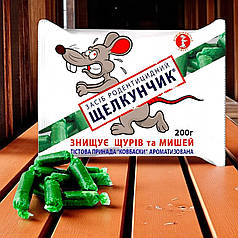 Родентицид від щурів та мишей Лускунчик тісто ковбаски AgroProtection, 200 г