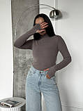 Теплий сіро-кавовий жіночий лонгслів із трикотажу пума, фото 7