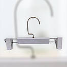 Дитячі плічки вішалки тремпеля 32 см білі з прищіпками з хромованим гачком для дитячого одягу упаковка 5 шт, фото 4