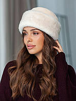 Шапка жіноча Burrow з екохутра молочна