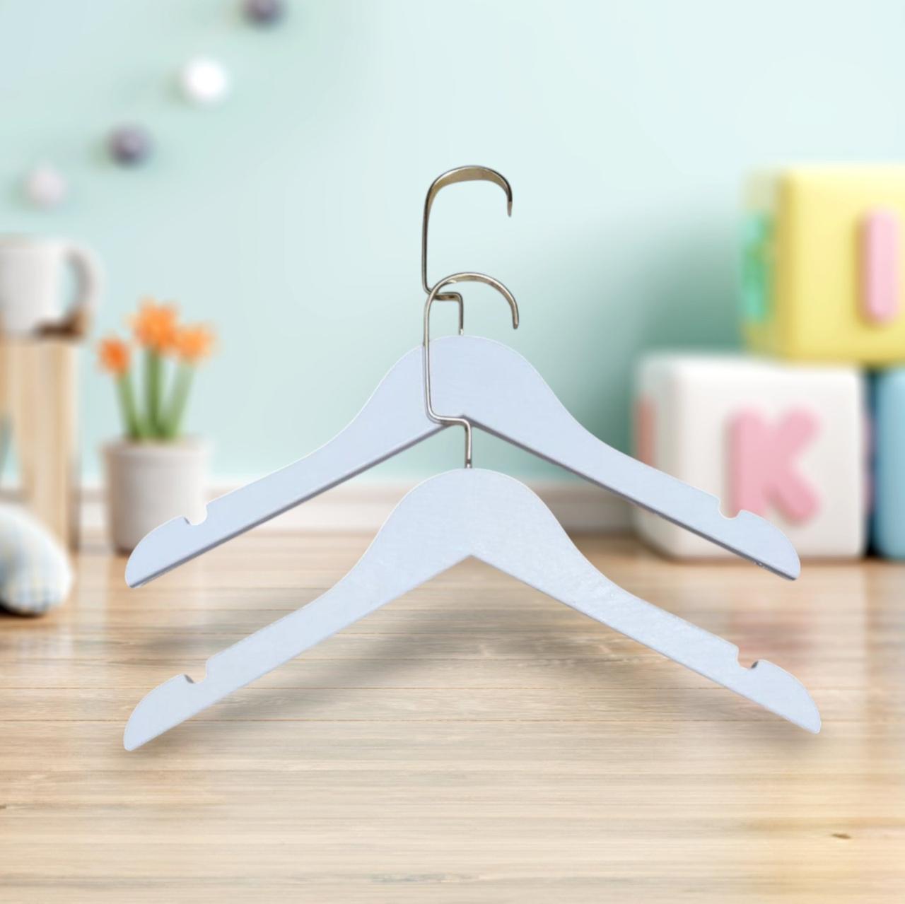Дитячі плічки вішалки тремпеля 32 см білі пластикові з золотим гачком для дитячого одягу 5 шт., фото 1
