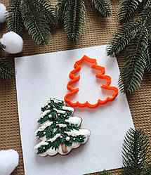 Вирубка для пряника пластикова "Ялинка" 12 см