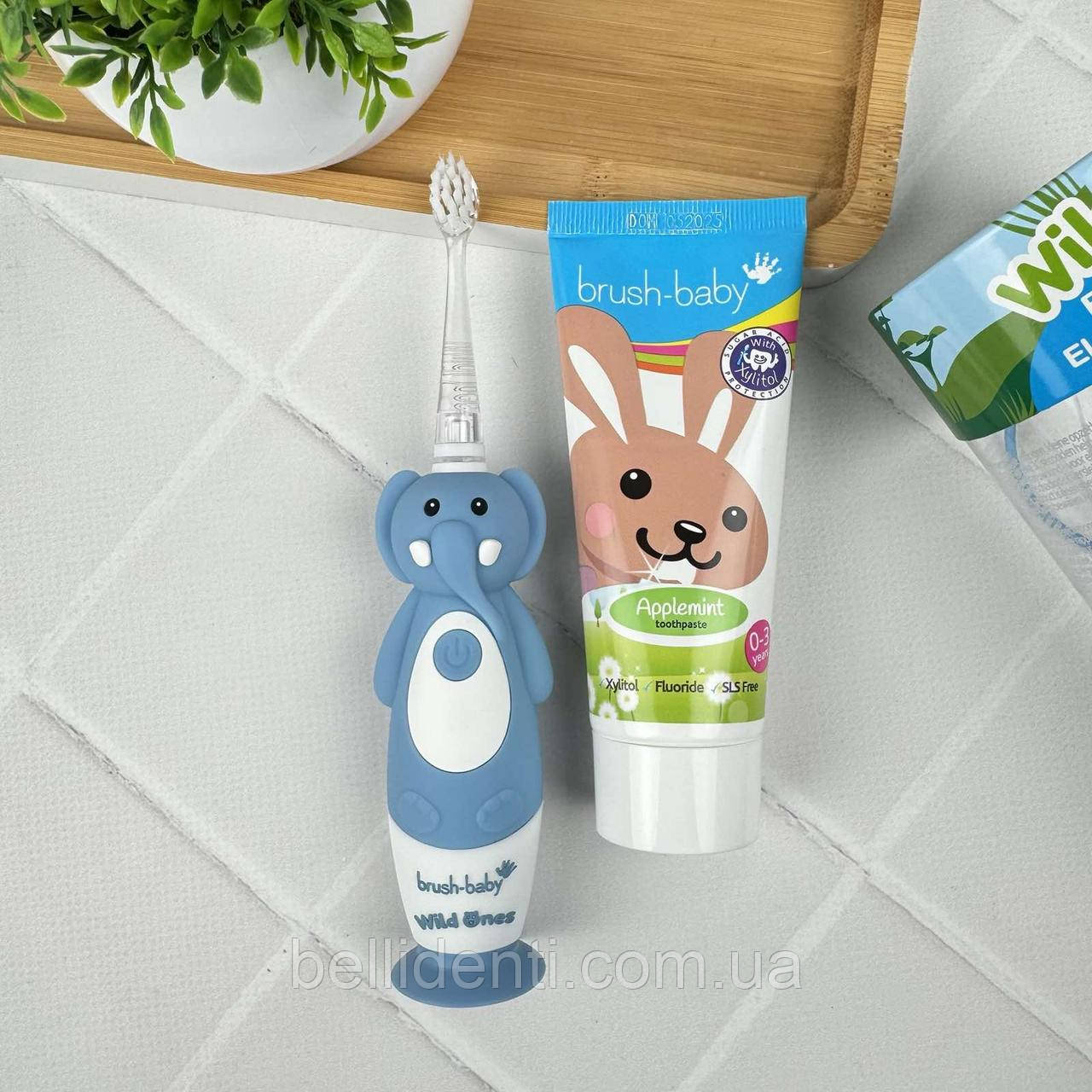 Набір Brush-Baby WildOnes Sonic від 0 до 3 років (щітка слоник Evie + паста 50 мл зайчик)