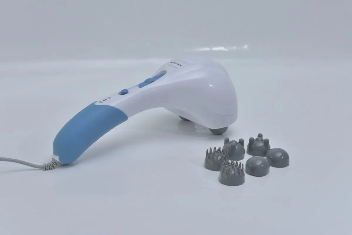 Ручний масажер Zenet ZET-717 з насадками, фото 1