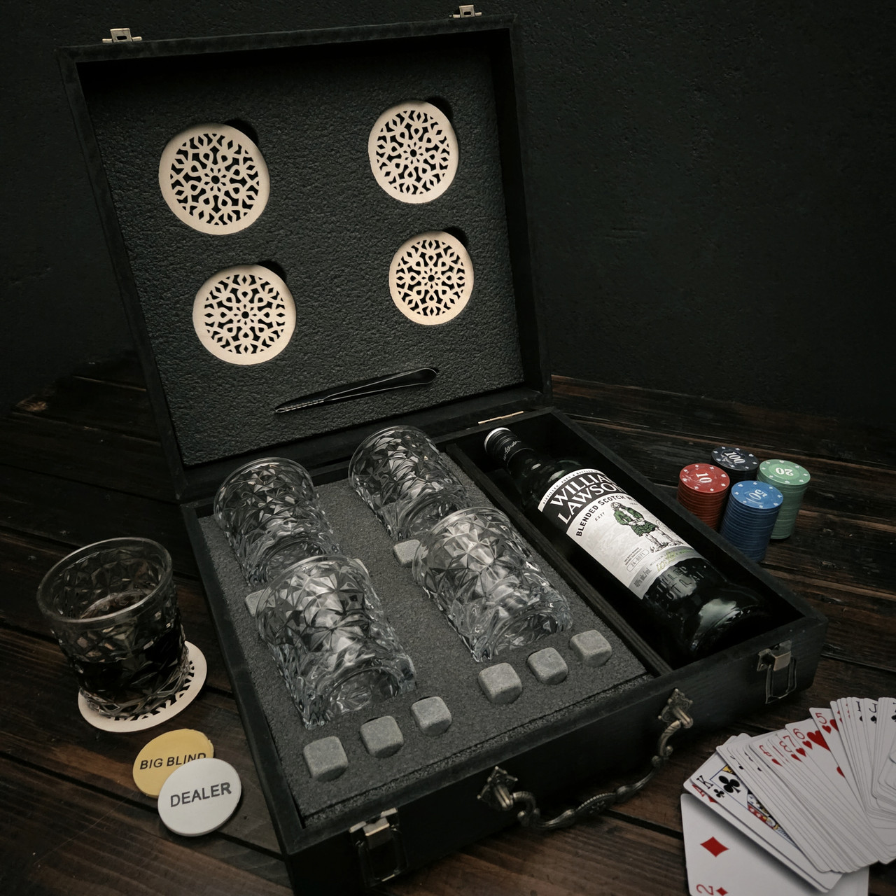 Набір для віскі на 4 склянки у дерев'яному кейсі з відділеням для напою, фото 1