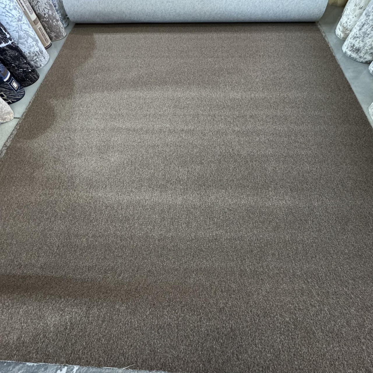 Ковролін шоколадного кольору однотонний CARAT 102 багато розмірів