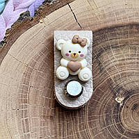 Шкіряна бірка з декором