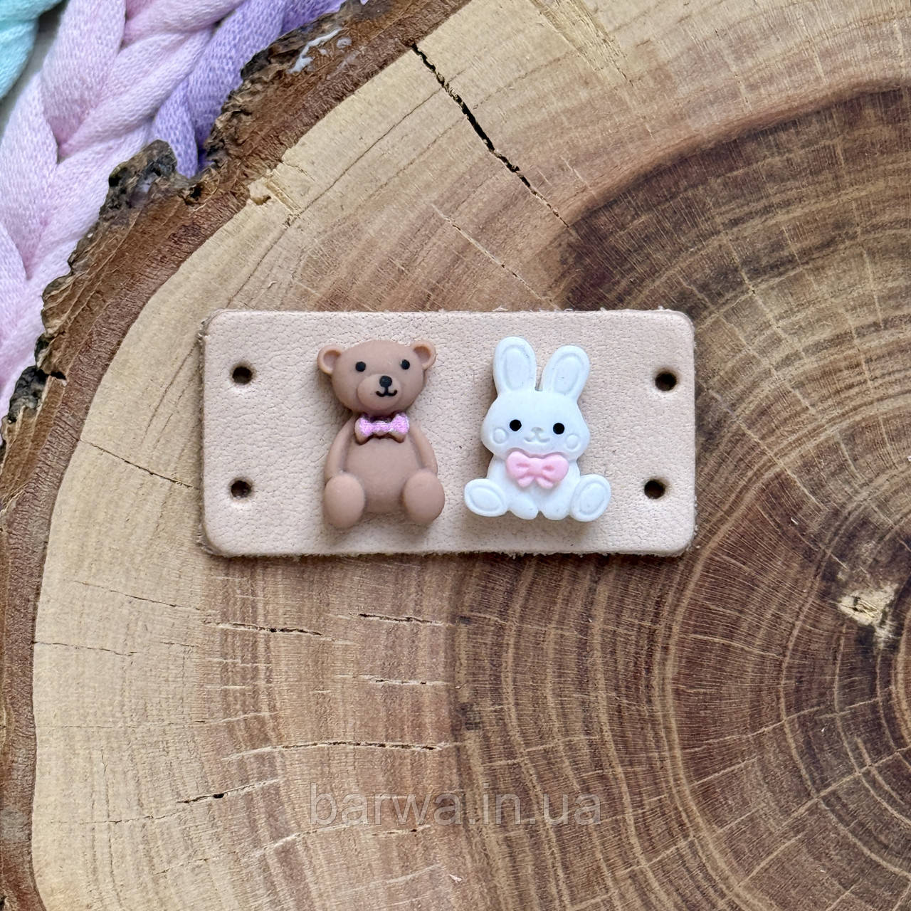 Шкіряна бірка з декором