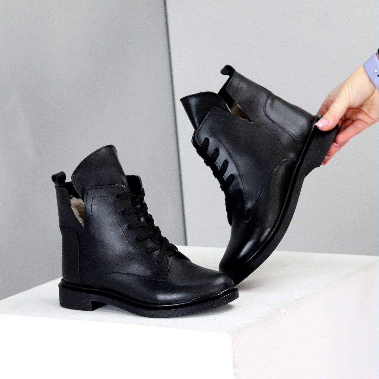 Жіночі зимові черевики шкіряні класичні чорні натуральна шкіра