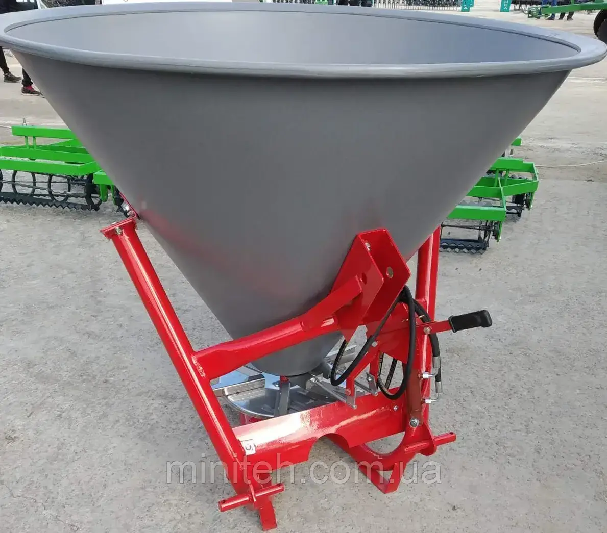 Розкидач мін. добрив Jar-met (500 л, пластик)"6" з грідравлікою, фото 1