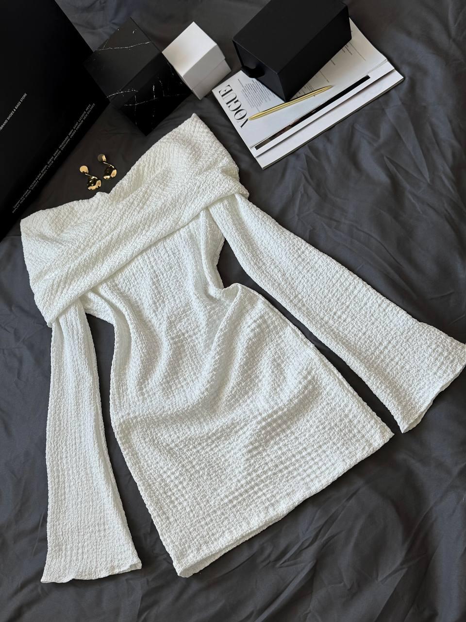 Сукня жіноча з ніжного трикотажу букле Модель: 1366-270/2 Колір: молочний, фото 1