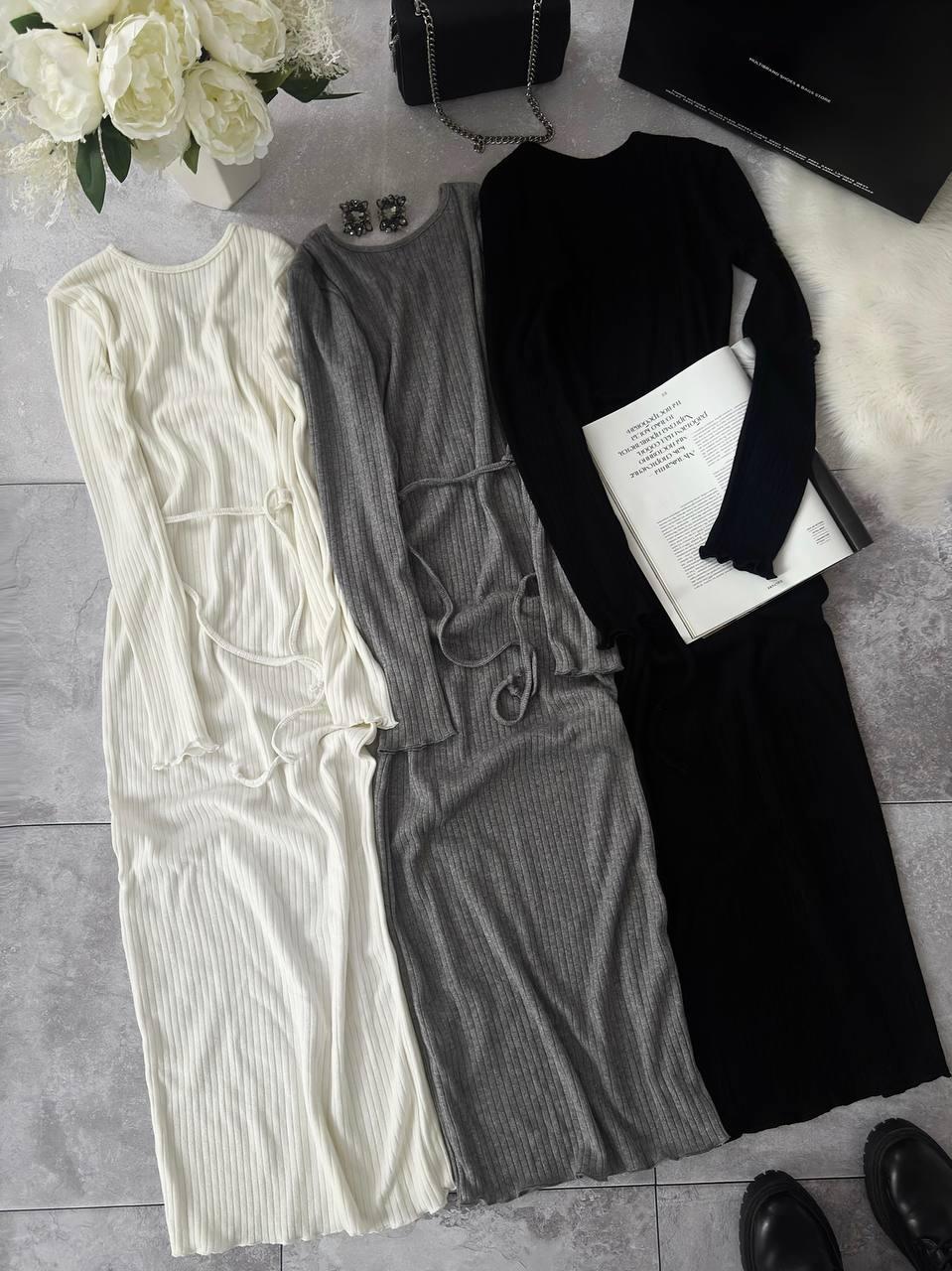 Сукня жіноча з трикотажу рубчик ангора (двостороння) Модель: 1366-236 Колір: графіт, молоко, чорний, фото 1