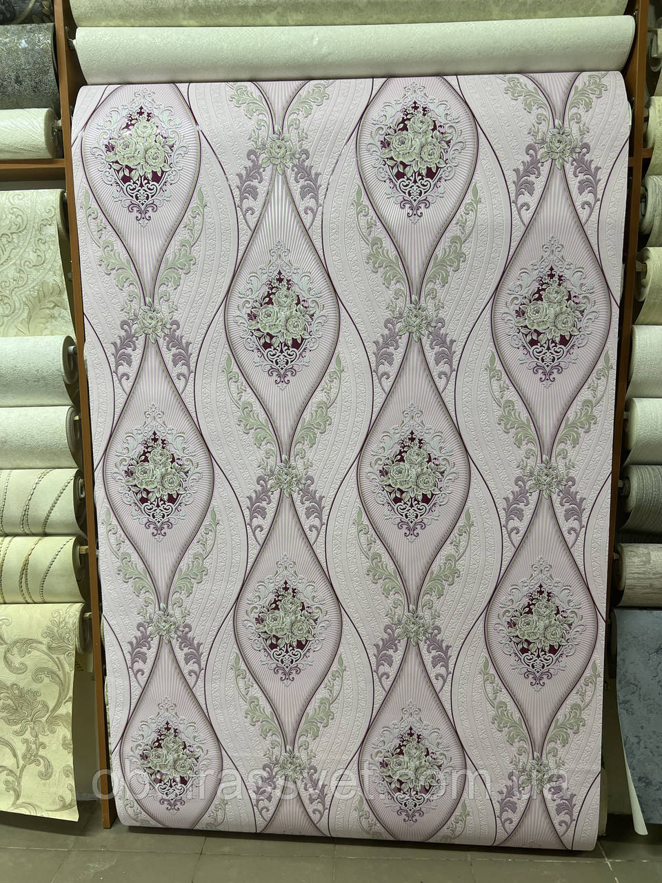 Шпалери Чарівниця 5687-06 вінілові на паперовій основі, довжина 10 м, ширина 1.06 м