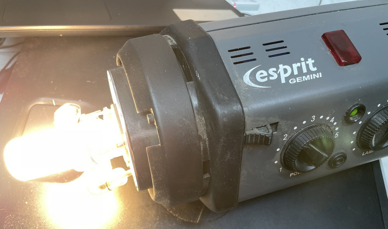 Студійний спалах моноблок Bowens Esprit Gemini 750 Plus 750 Дж, фото 1