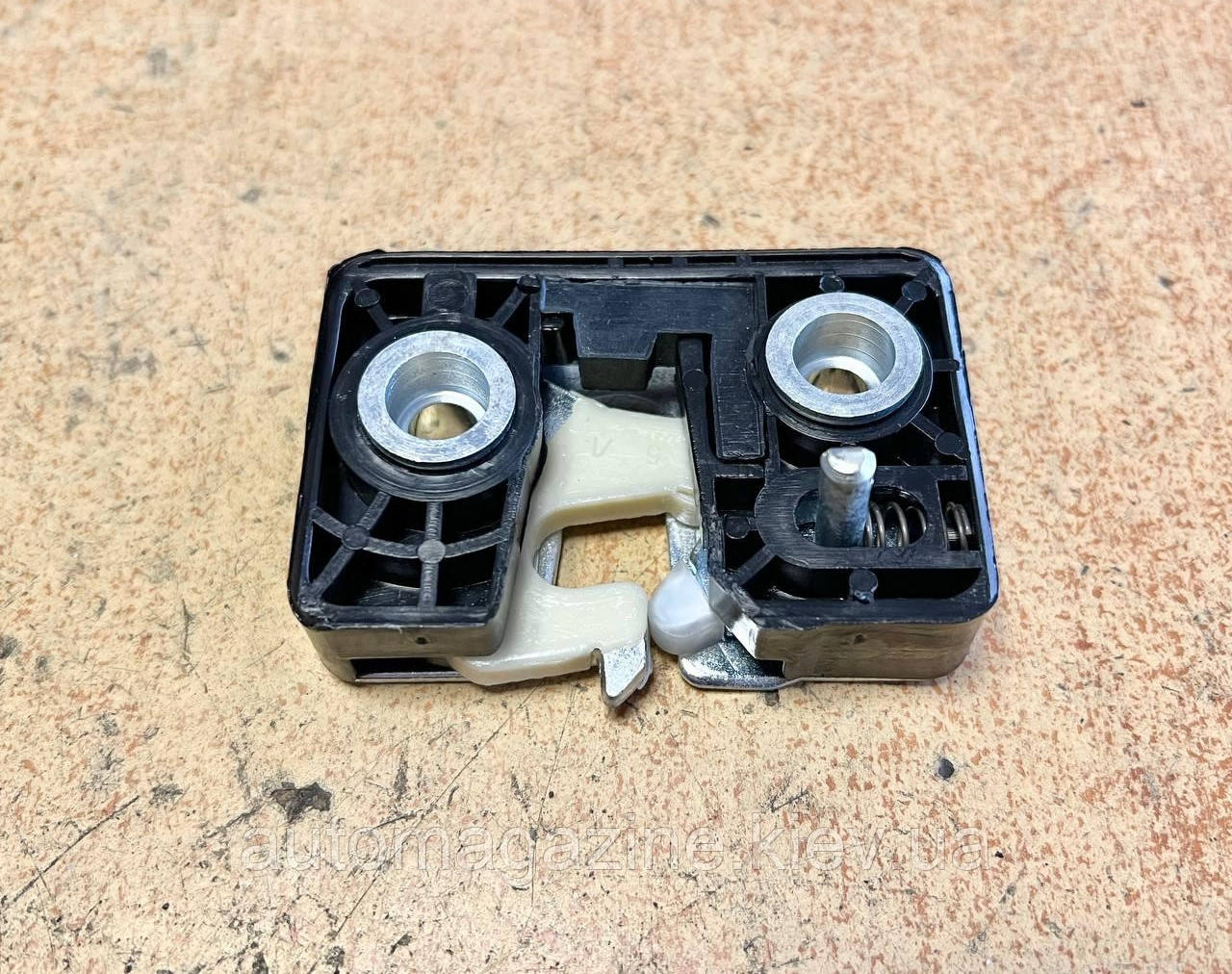 Механізм замка дверей лівий (шоколадка) Газель, Соболь, ВАЗ 2108 (нового зразка), фото 1