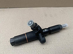 Форсунка паливна 11.1112010-40 (Д-65)  ЮМЗ  (в-во ЧТА) (нова)