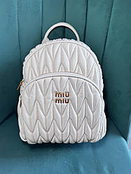 Жіночий рюкзак Miи Miu нова модель, міський рюкзак для дівчини , перламутр білий